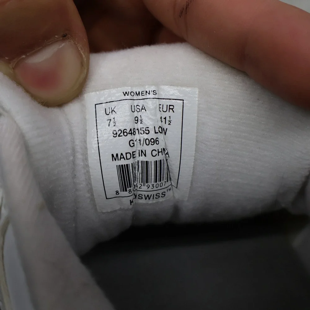 K-Swiss few blemish